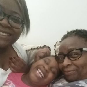 Meet your Posher, Janet